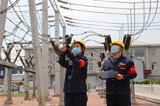 践行人民电业为人民企业宗旨</p><p>　　全力保安全保民生保重点供电