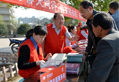 坚持为党育人担当尽责心系青年自我革命 突出“五个持续用力”争做“五个模范”