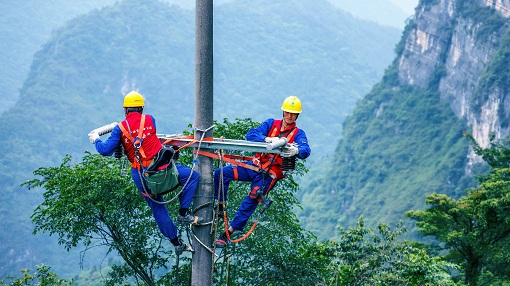 政企携手攻坚克难迎峰度夏保供电 扛牢责任继续奋战全面打赢攻坚战